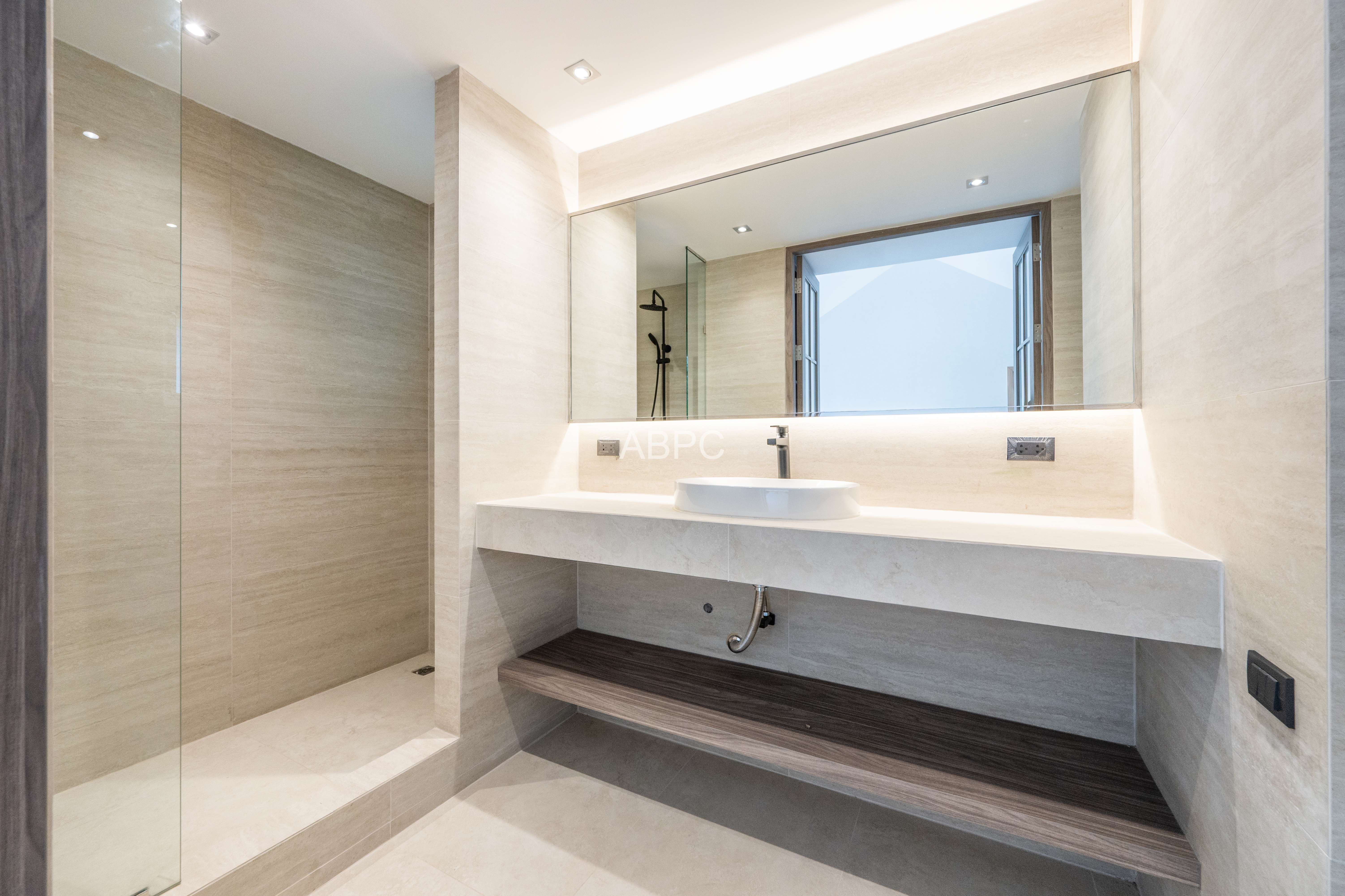 Luxurious Newly Renovated 3 Bedroom 4 Bathroom Pool Villa in Exclusive Village for Sale photo 16