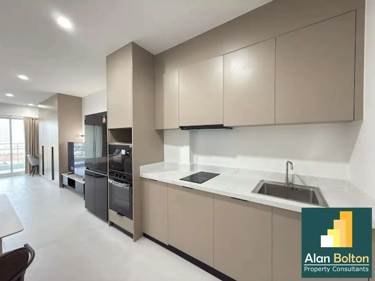 Newly Renovated Condo For Sale In Jomtien photo 11