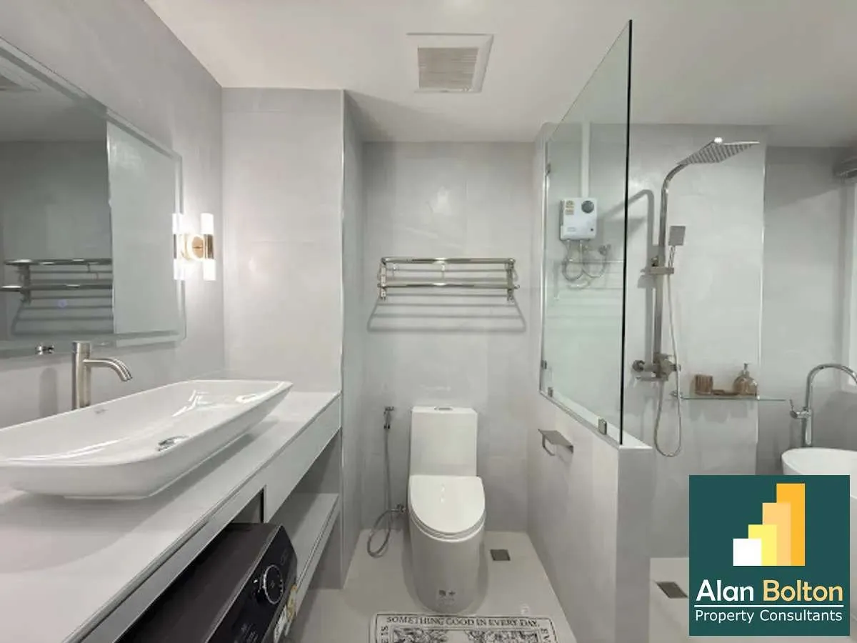 Newly Renovated Condo For Sale In Jomtien photo 12
