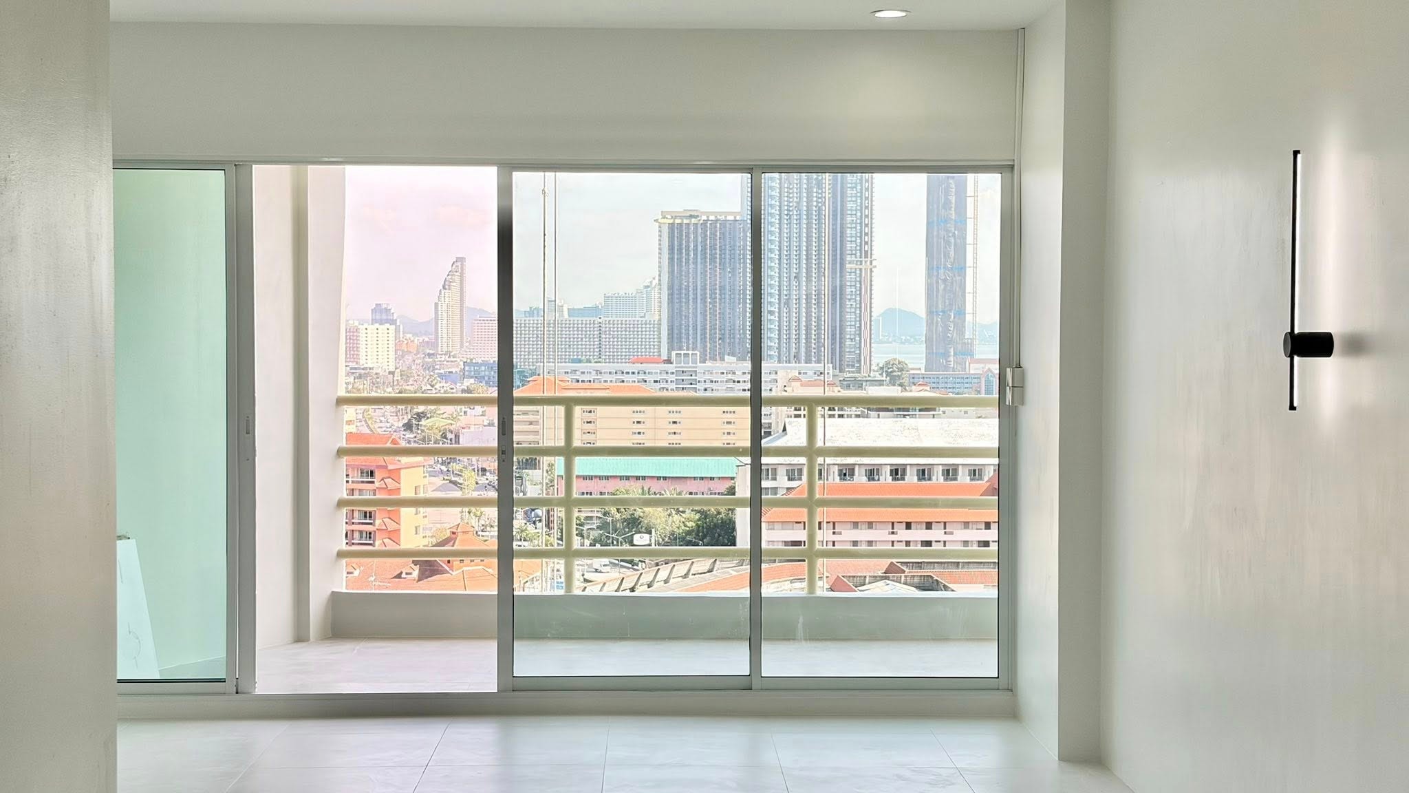 Newly Renovated Condo For Sale In Jomtien photo 22