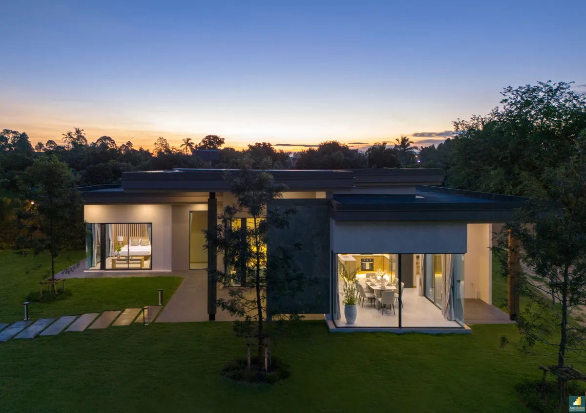 Modern House For Sale In Huayyai photo 5