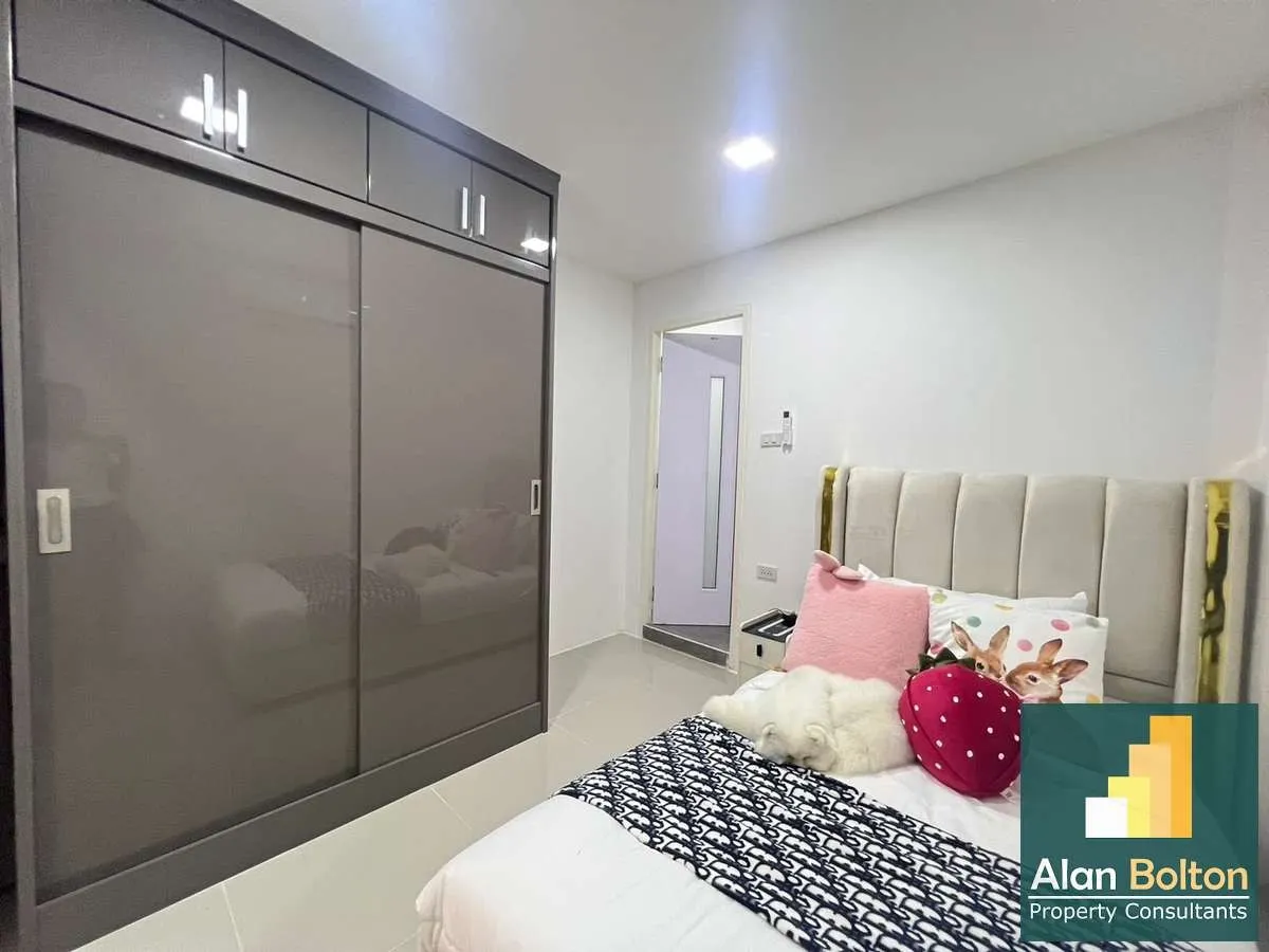 Family House for rent 4 Bedrooms 5 Bathrooms in East Pattaya photo 6