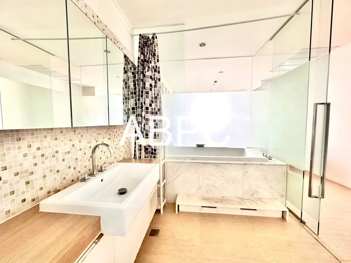 3ฺ Bedroom Condo For Rent In Wongamat photo 4