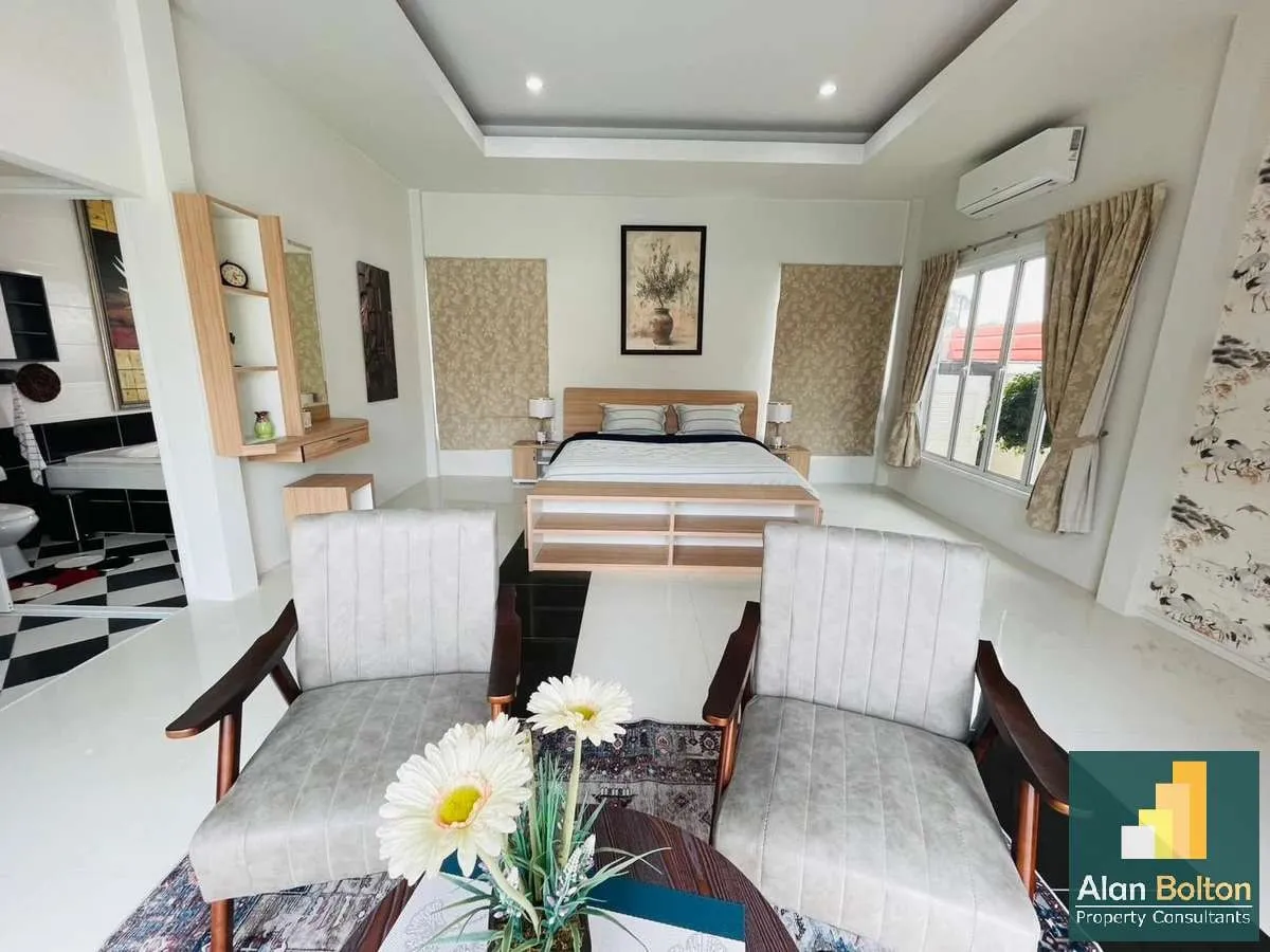 Stylishly Furnished 3 Bedroom 2 Bathroom Pool Villa In Secure Gated Community in Huay Yai photo 11