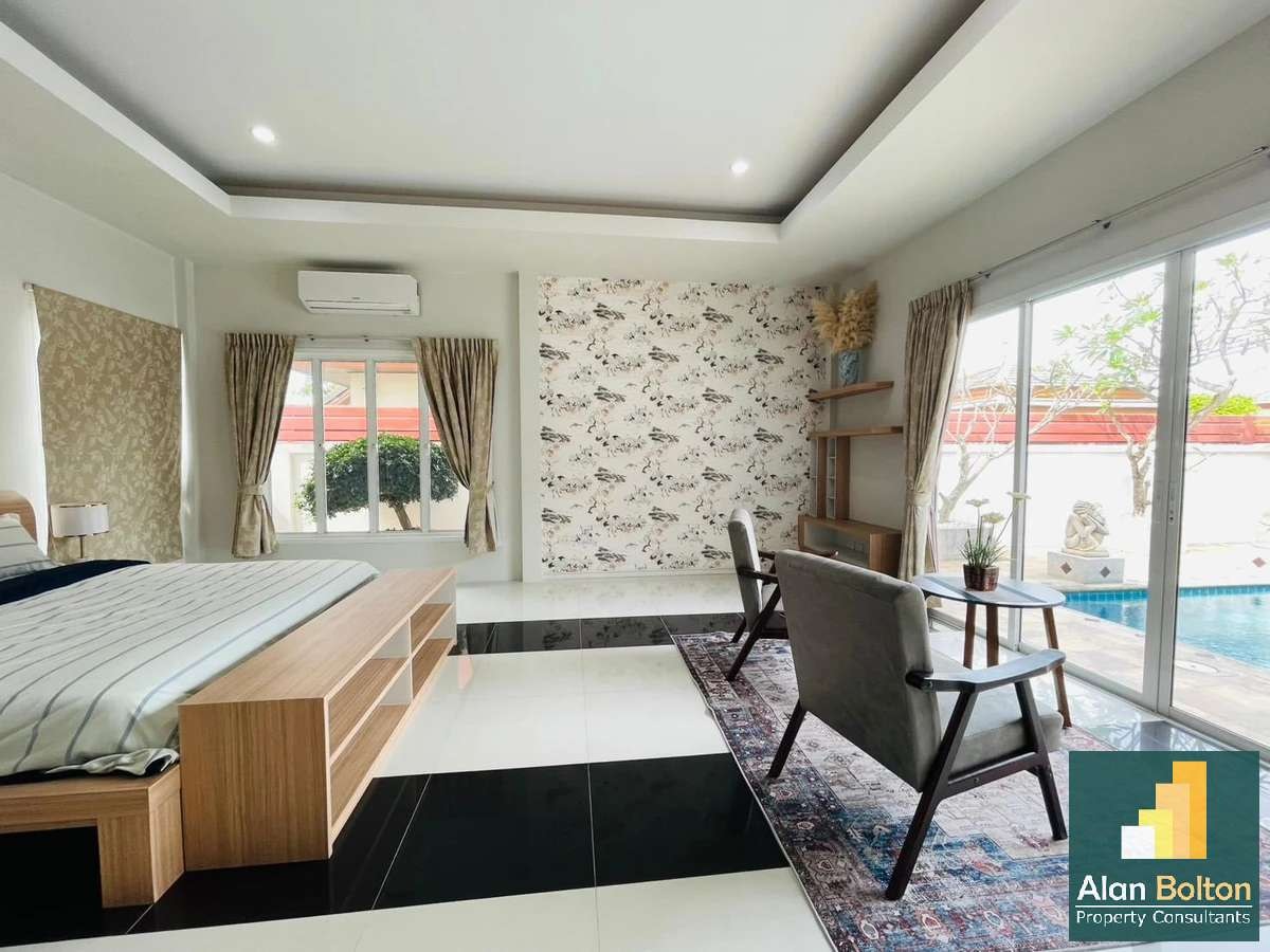 Stylishly Furnished 3 Bedroom 2 Bathroom Pool Villa In Secure Gated Community in Huay Yai photo 13