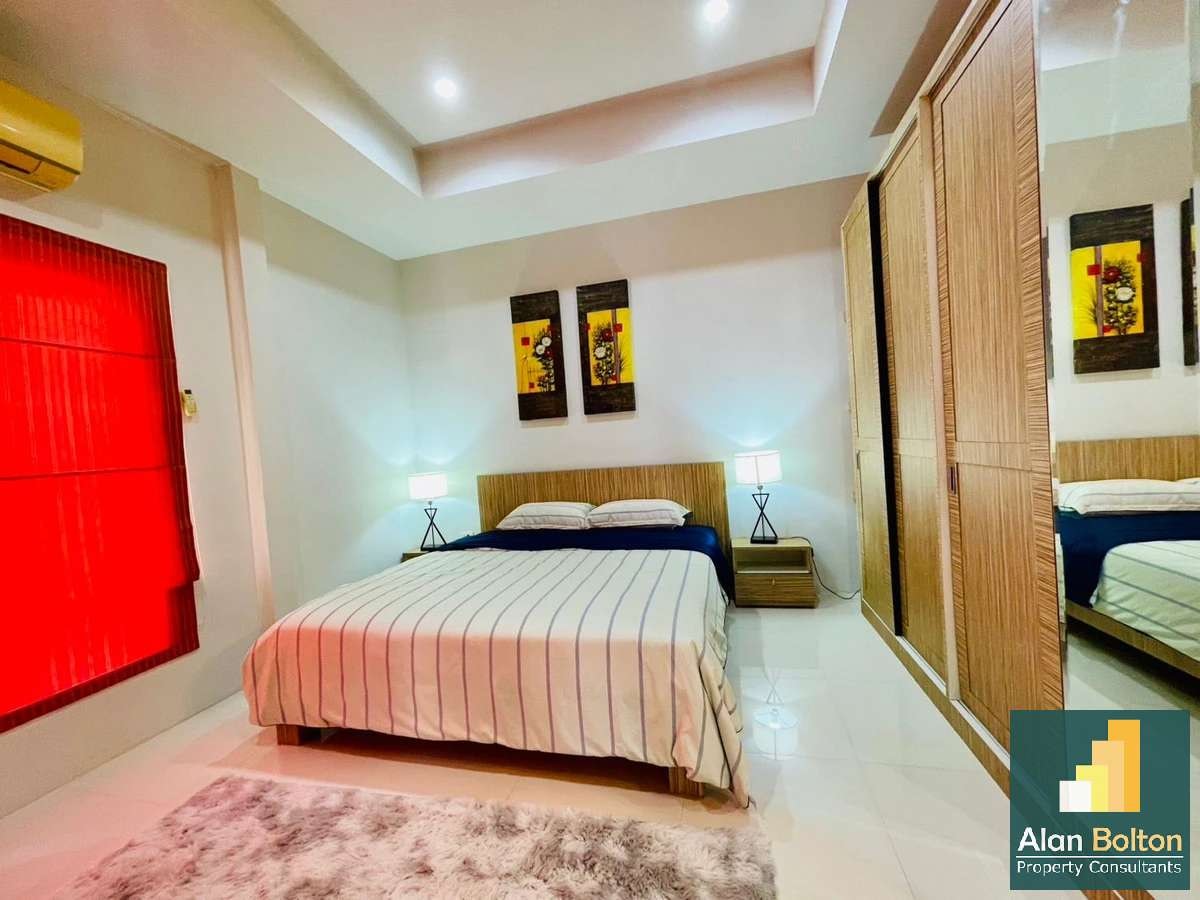 Stylishly Furnished 3 Bedroom 2 Bathroom Pool Villa In Secure Gated Community in Huay Yai photo 18