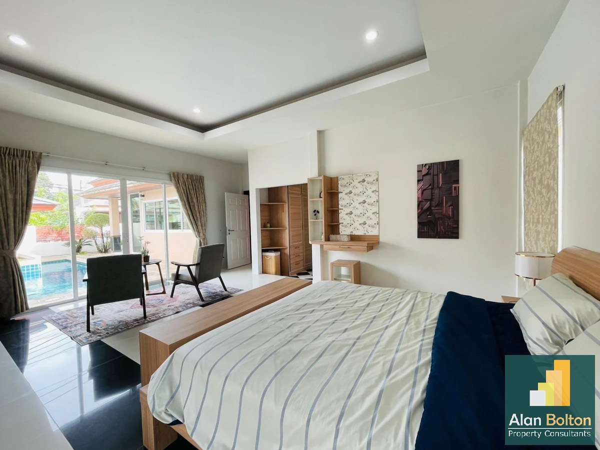 Stylishly Furnished 3 Bedroom 2 Bathroom Pool Villa In Secure Gated Community in Huay Yai photo 12