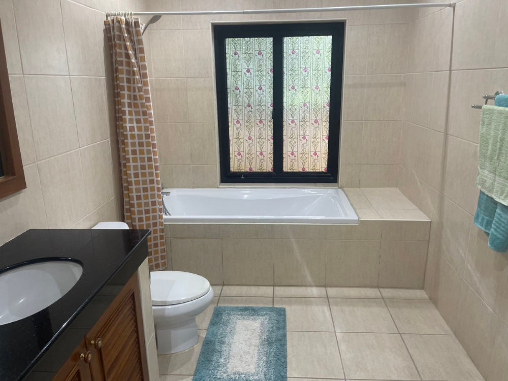 Spacious Private Pool Villa 4 bedrooms 4 bathroom in Huay Yai for Sale photo 11