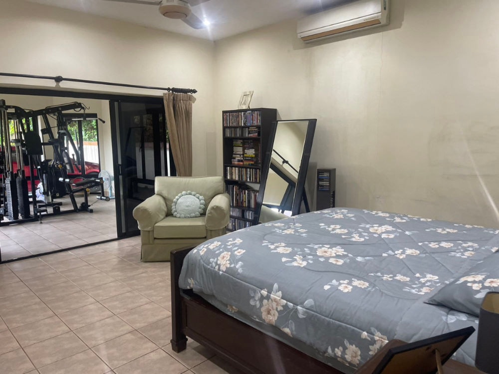 Spacious Private Pool Villa 4 bedrooms 4 bathroom in Huay Yai for Sale photo 14