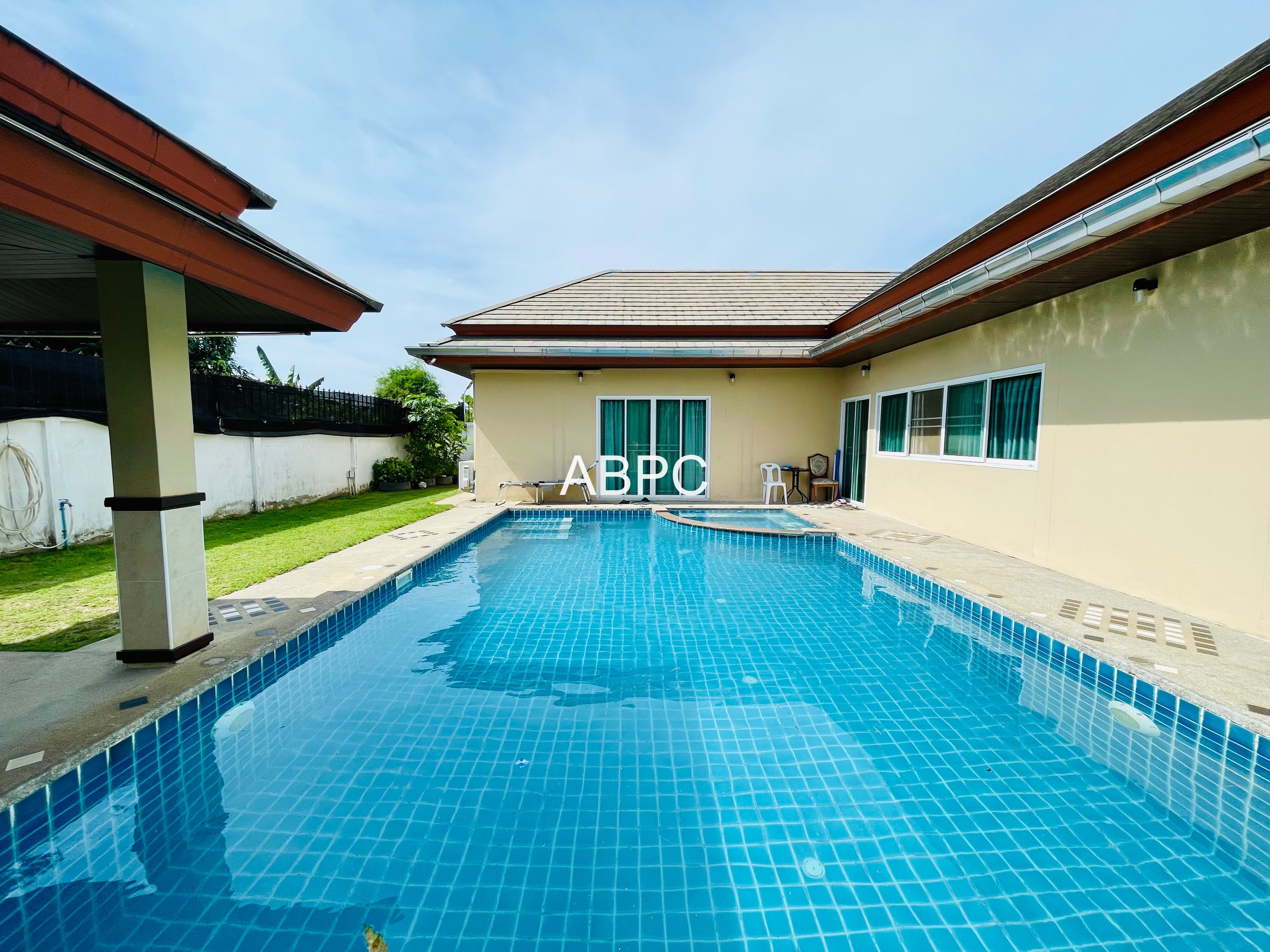 3 Bedrooms 3 Bathrooms Pool Villa In Huay Yai