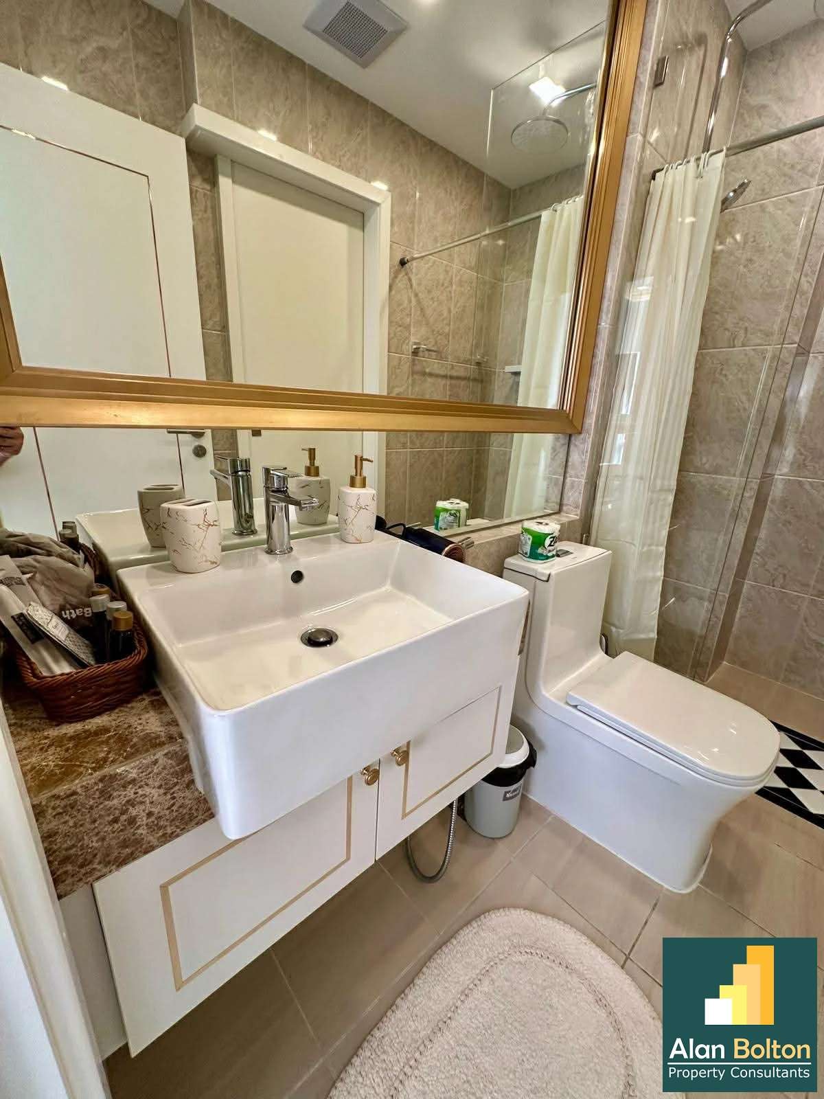 One Bedroom in Empire Tower For Sale photo 4