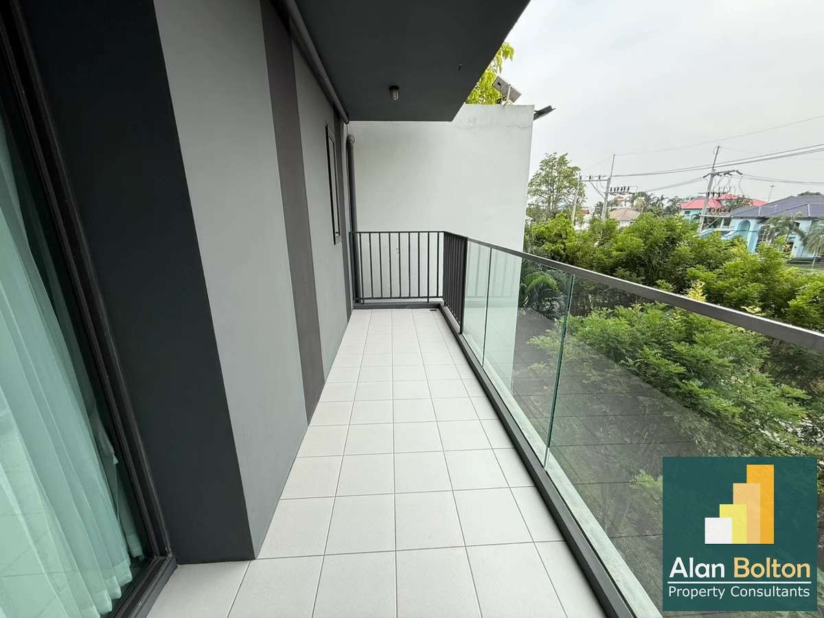 2 Bedroom Condo For rent In East Pattaya photo 10