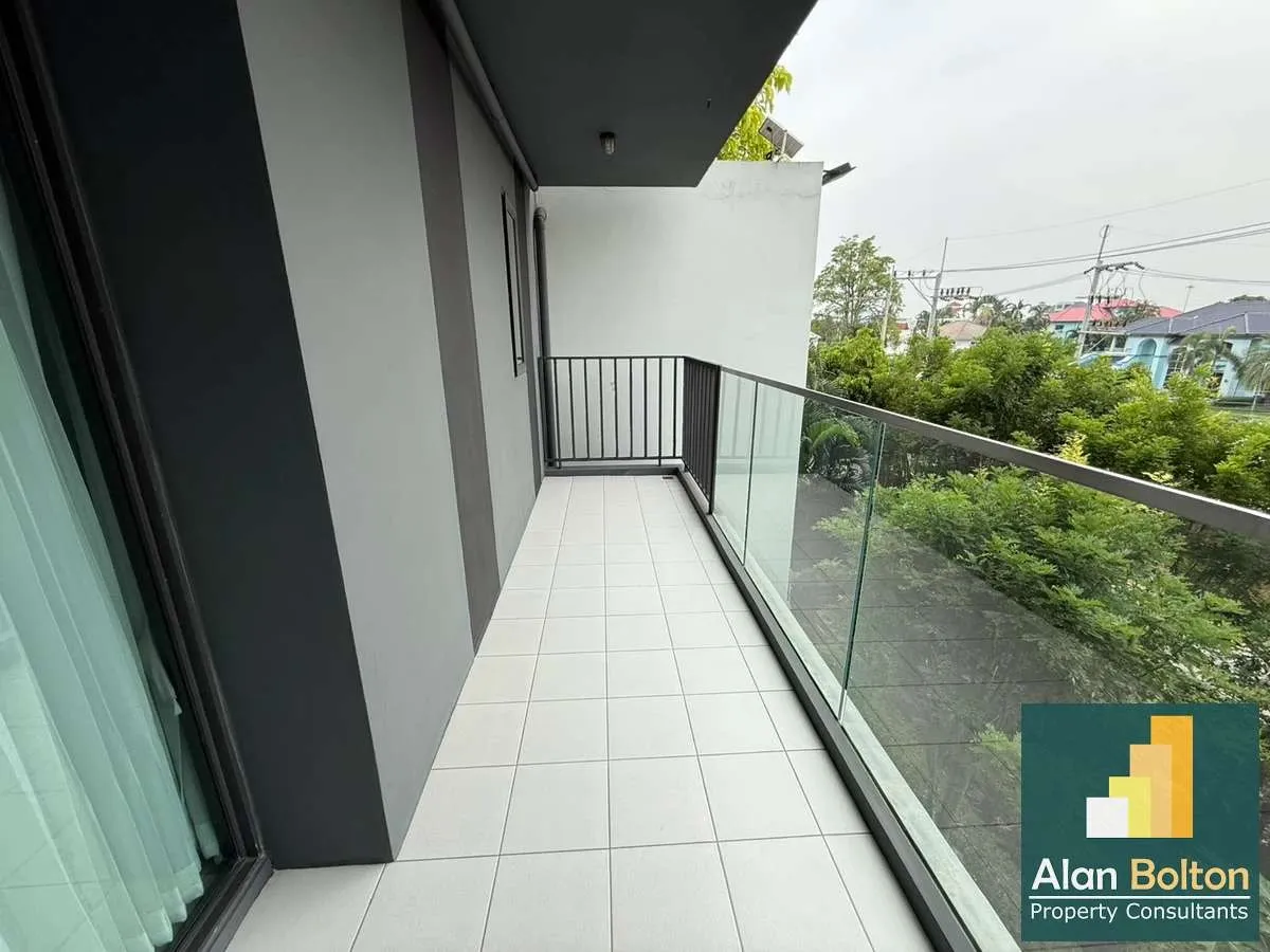 2 Bedroom Condo For rent In East Pattaya photo 10