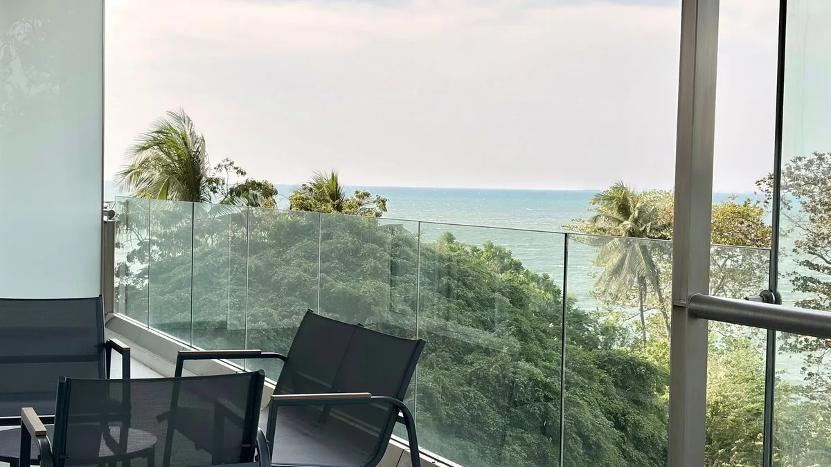 Beachfront 2 Bedroom Condo For sale IN Wongamat photo 11