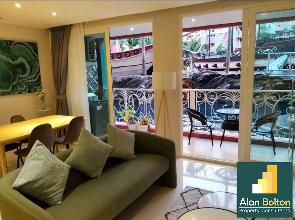 2 Bedrooms 2 Bathrooms in Pratumnak photo 2
