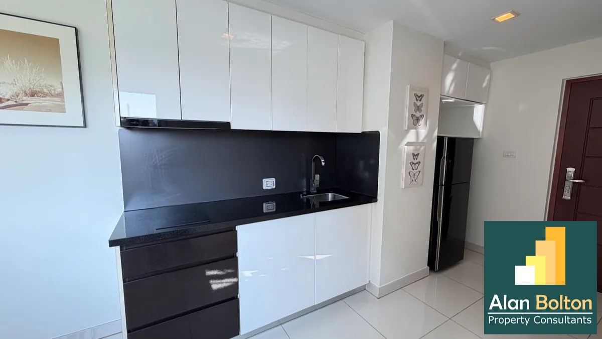 Two bedroom Condo For Rent In Prahtamnak photo 5
