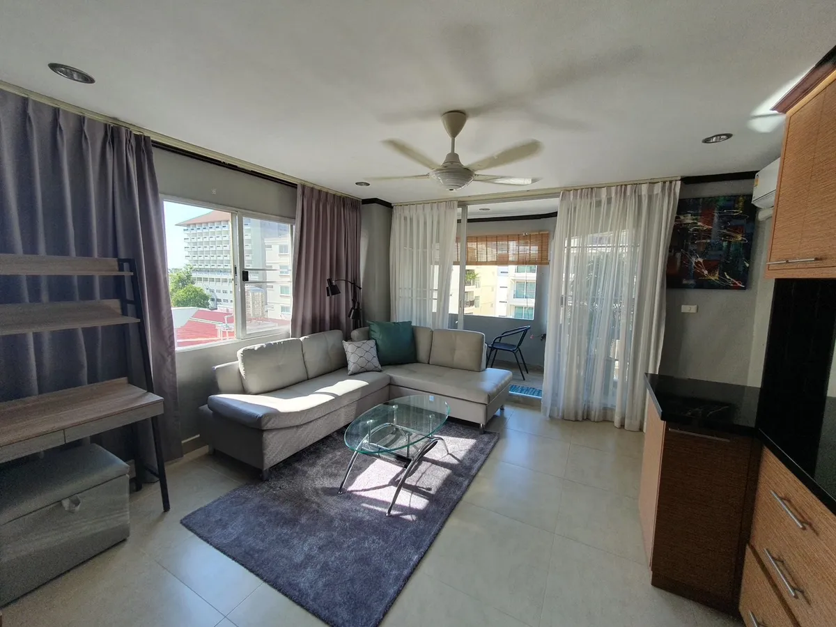 Condo Thip Jomtien By The Beach For Rent photo 10