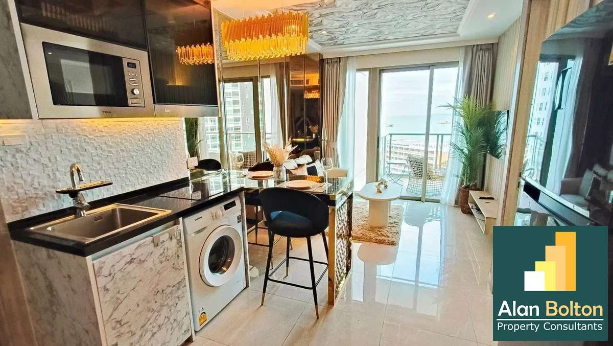 Coner Unit with Jacuzzi 1 Bedroom 1 Bathroom in Jomtien photo 11