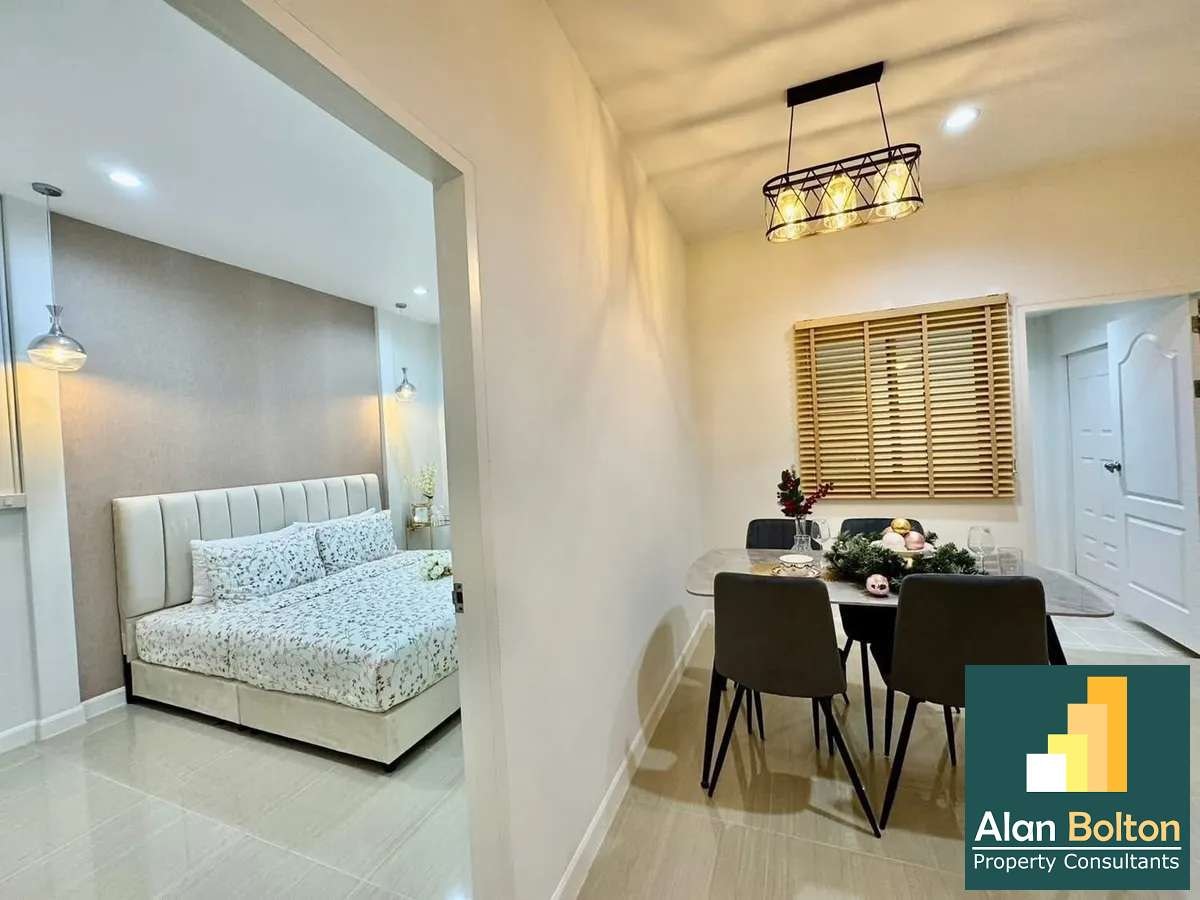 Renovated Twin House 2 Bedrooms 2 Bathrooms in East Pattaya photo 12