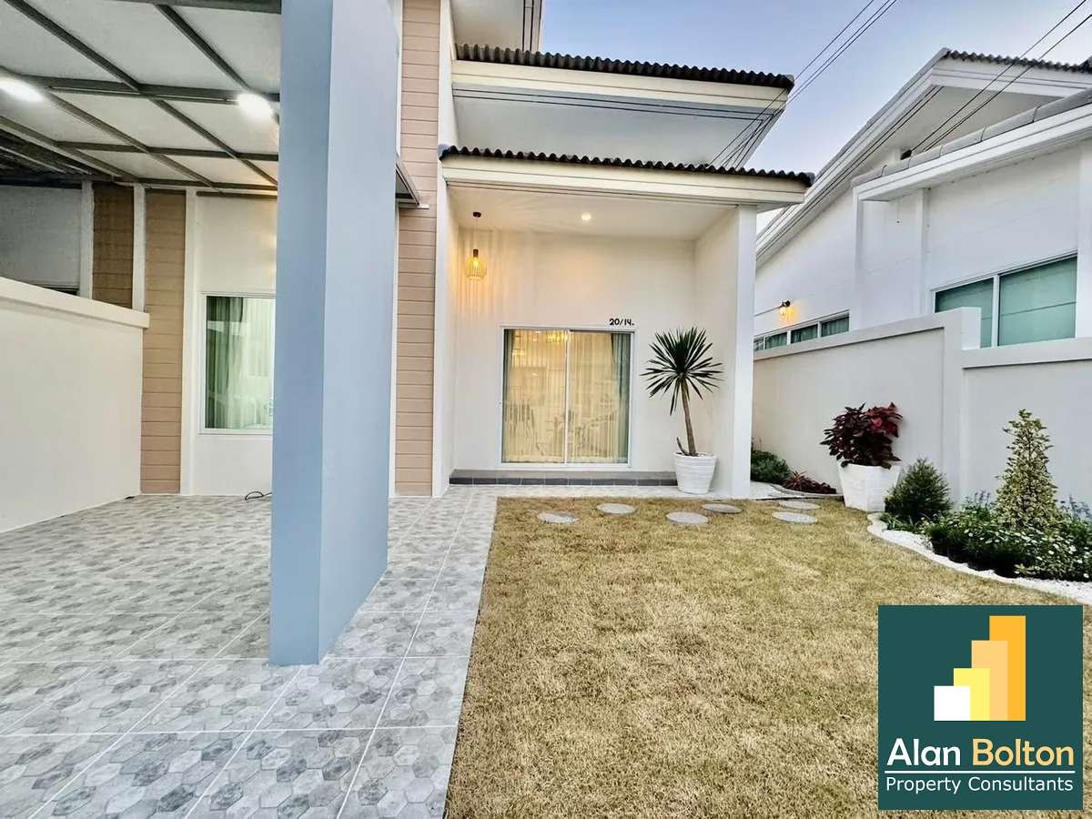 Renovated Twin House 2 Bedrooms 2 Bathrooms in East Pattaya photo 3