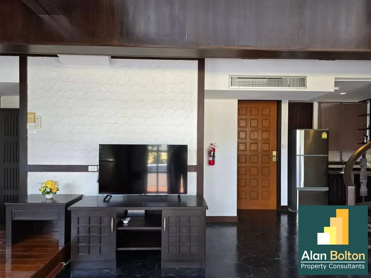 2 Story 3 Bedrooms 2 Bathrooms in Jomtien photo 7