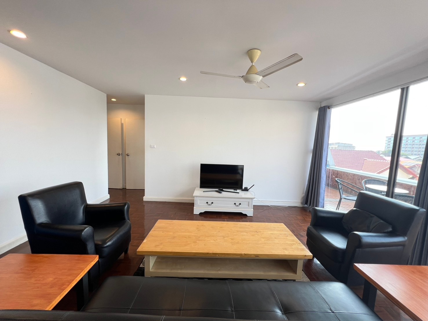 Private 3 Bedrooms 2 Bathrooms in Central Pattaya photo 21