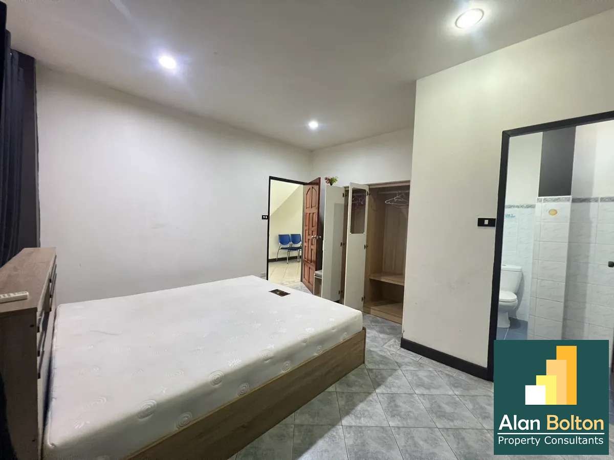 Private 3 Bedrooms 2 Bathrooms in Central Pattaya photo 7