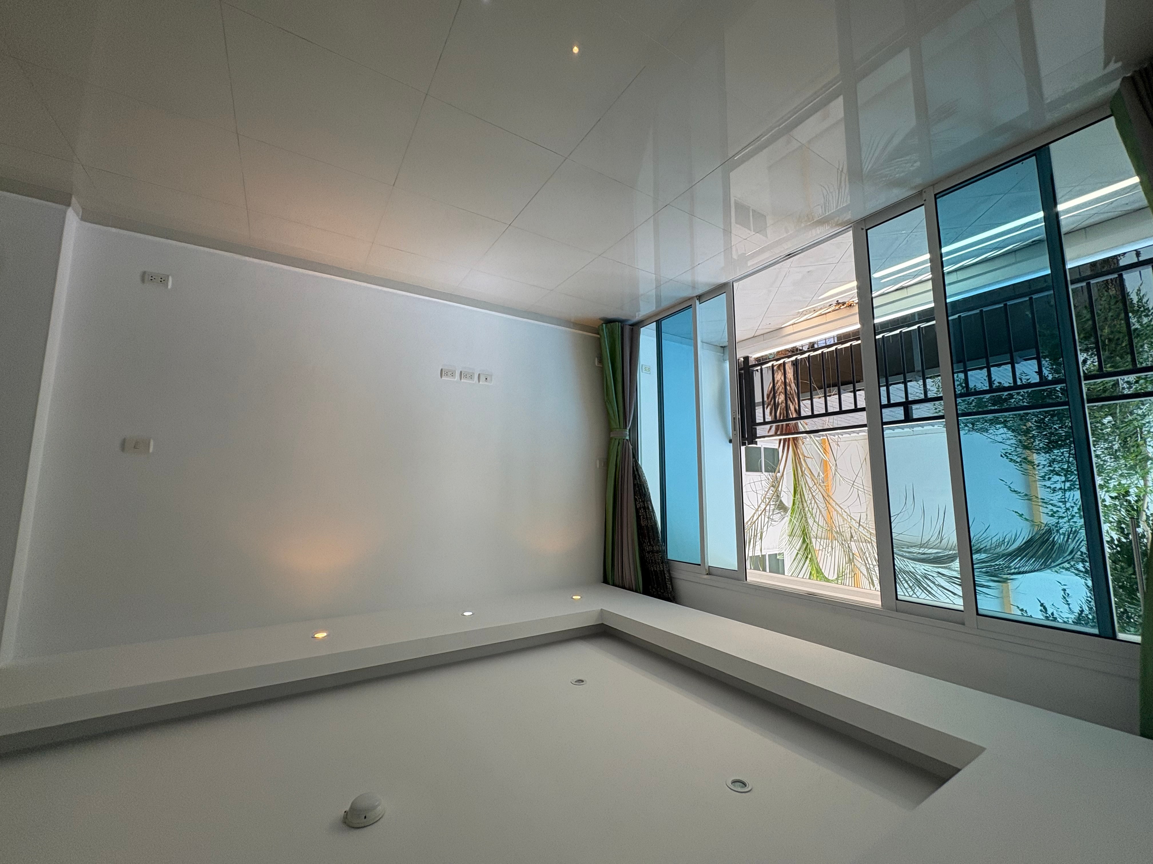 Great Value Central Pattaya Studio In Popular Soi 15 Condo photo 23