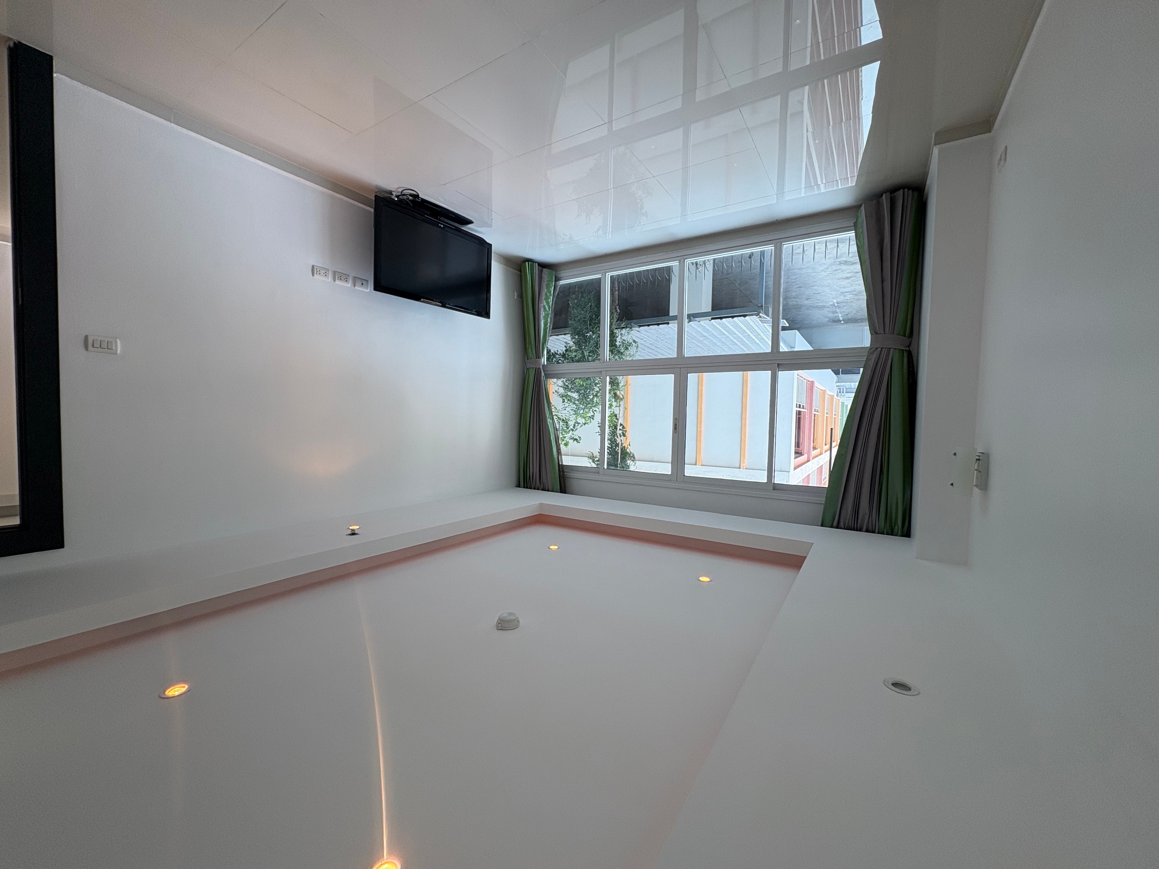 Great Value Central Pattaya Studio In Popular Soi 15 Condo photo 21