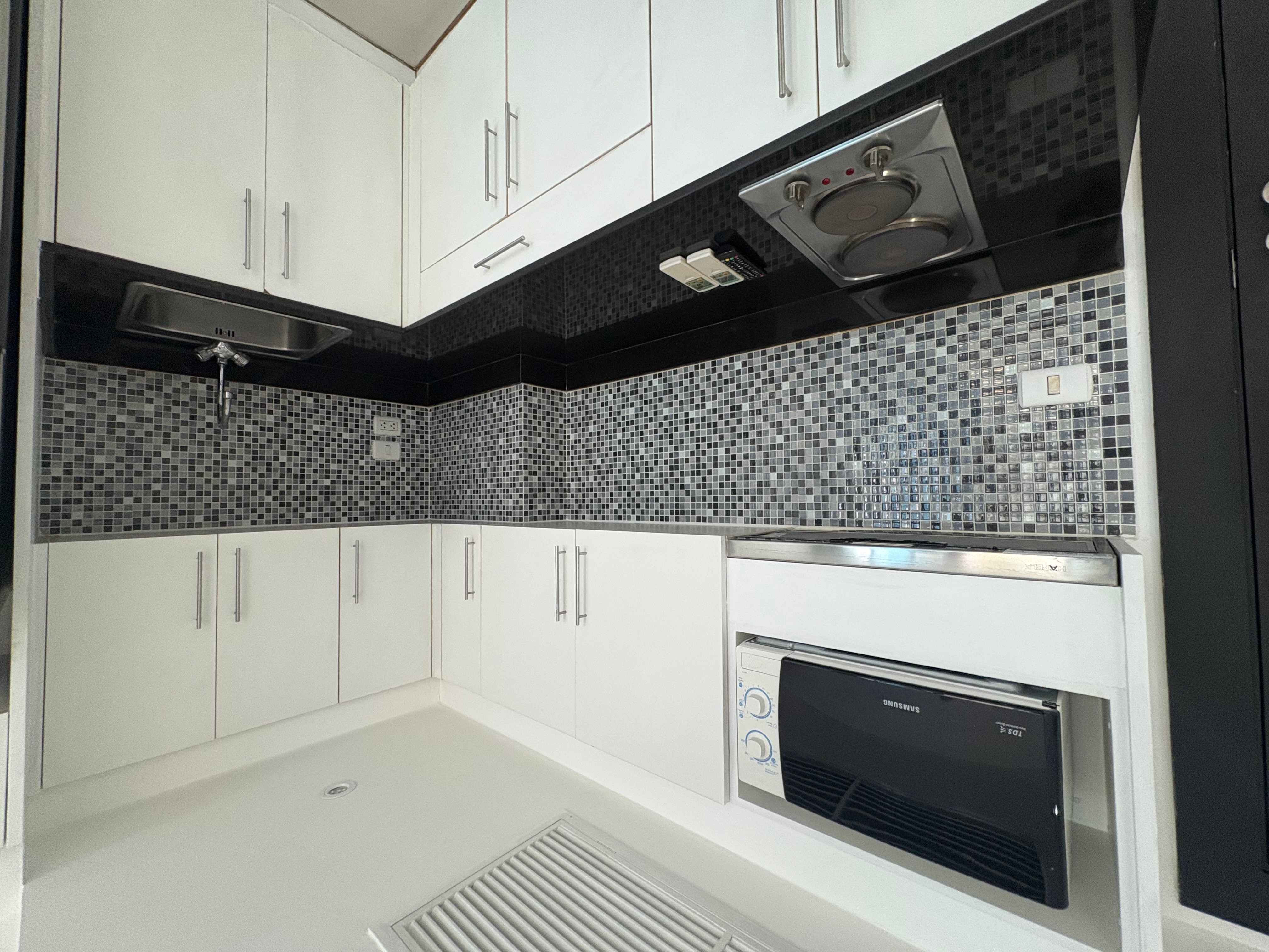 Great Value Central Pattaya Studio In Popular Soi 15 Condo photo 16
