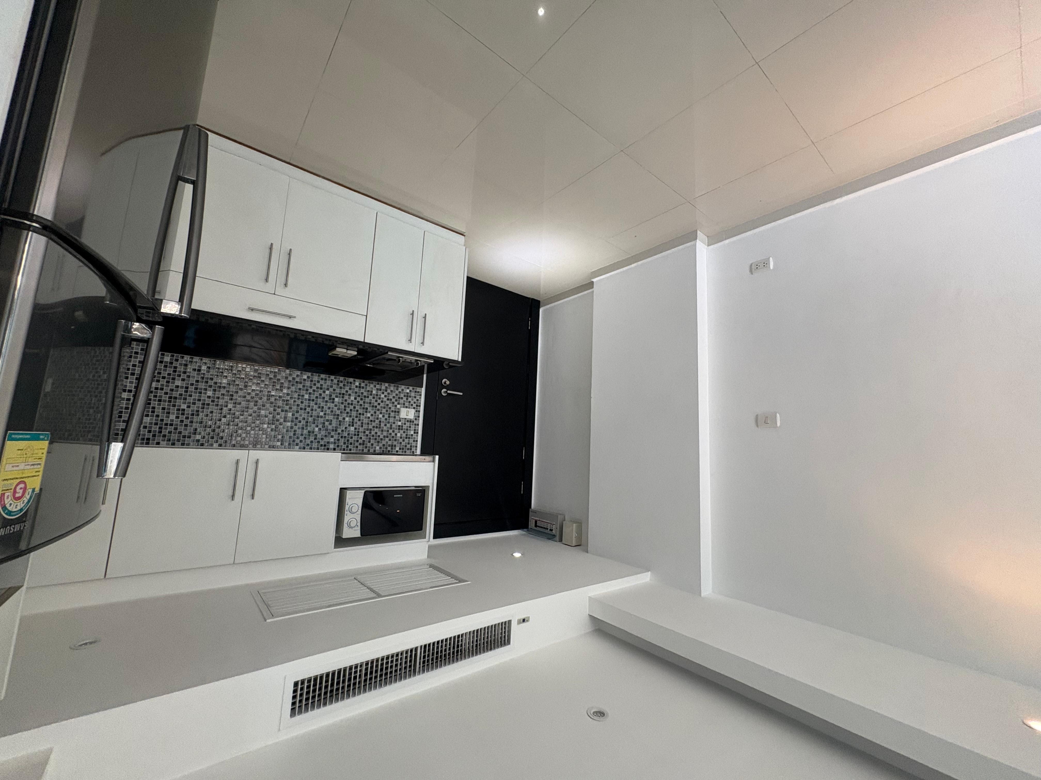 Great Value Central Pattaya Studio In Popular Soi 15 Condo photo 20