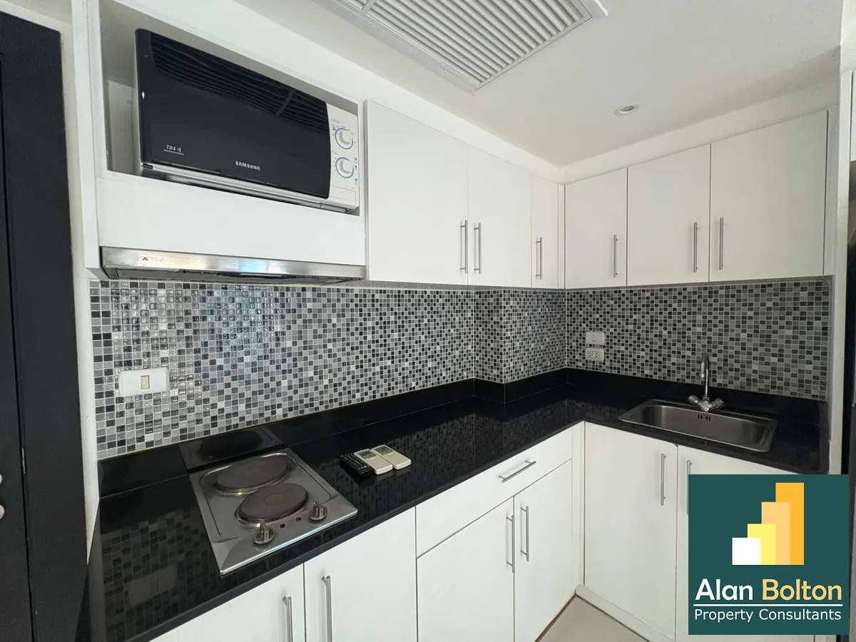 Great Value Central Pattaya Studio In Popular Soi 15 Condo photo 6