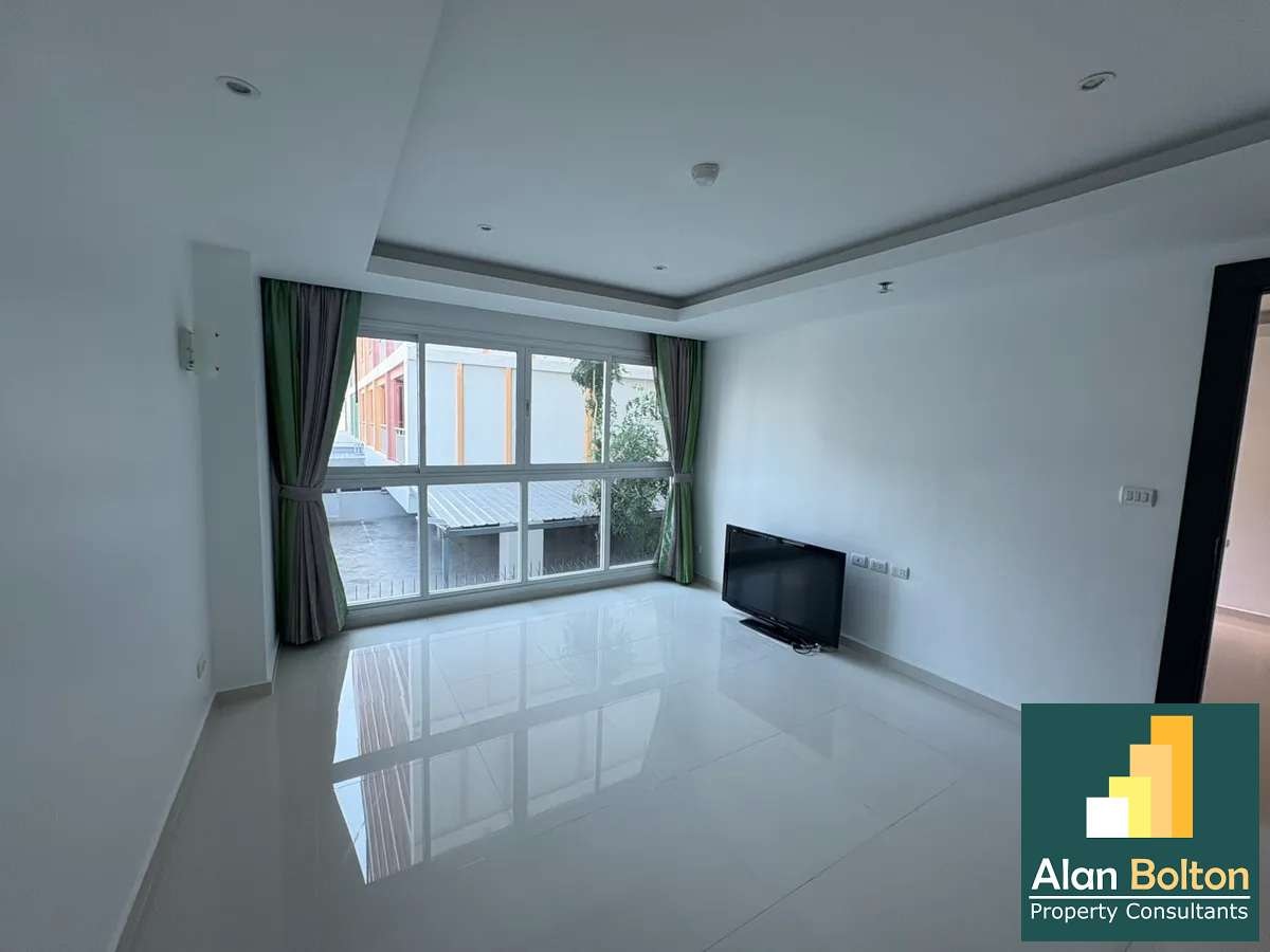 Great Value Central Pattaya Studio In Popular Soi 15 Condo photo 2