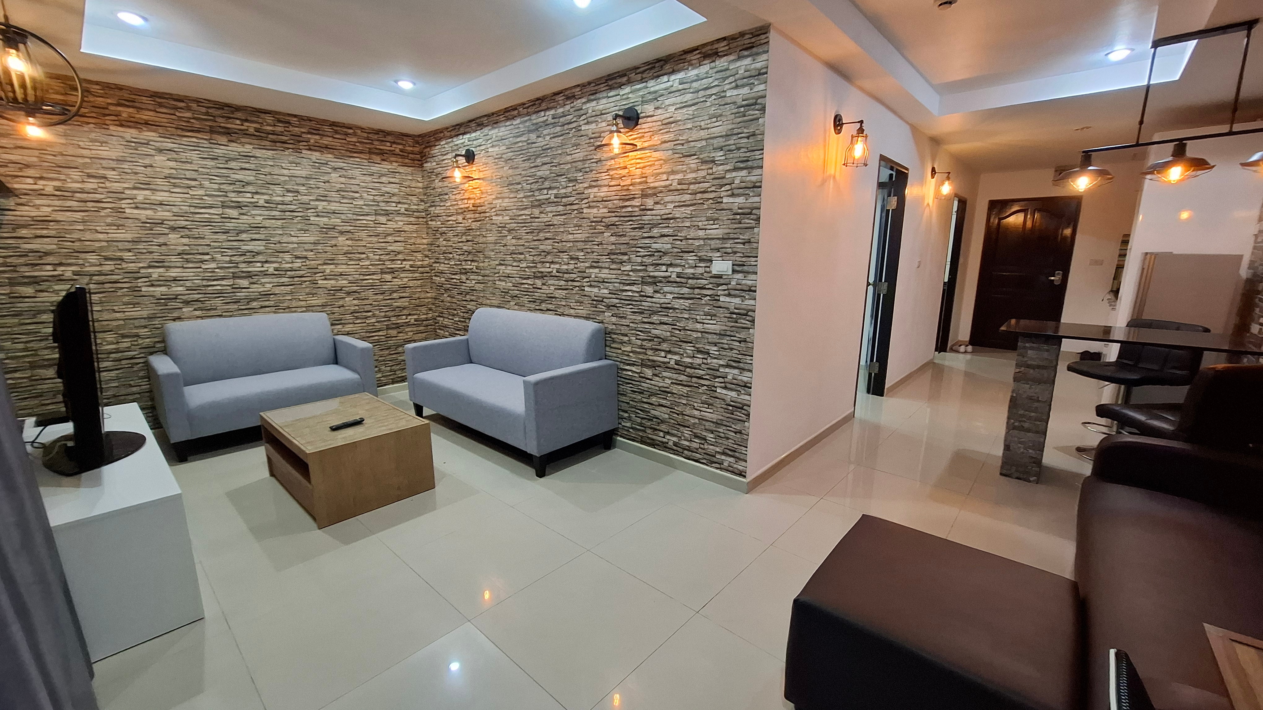 Renovated 1 Bedroom with view & large balcony-Beach & Mountain Condo photo 20