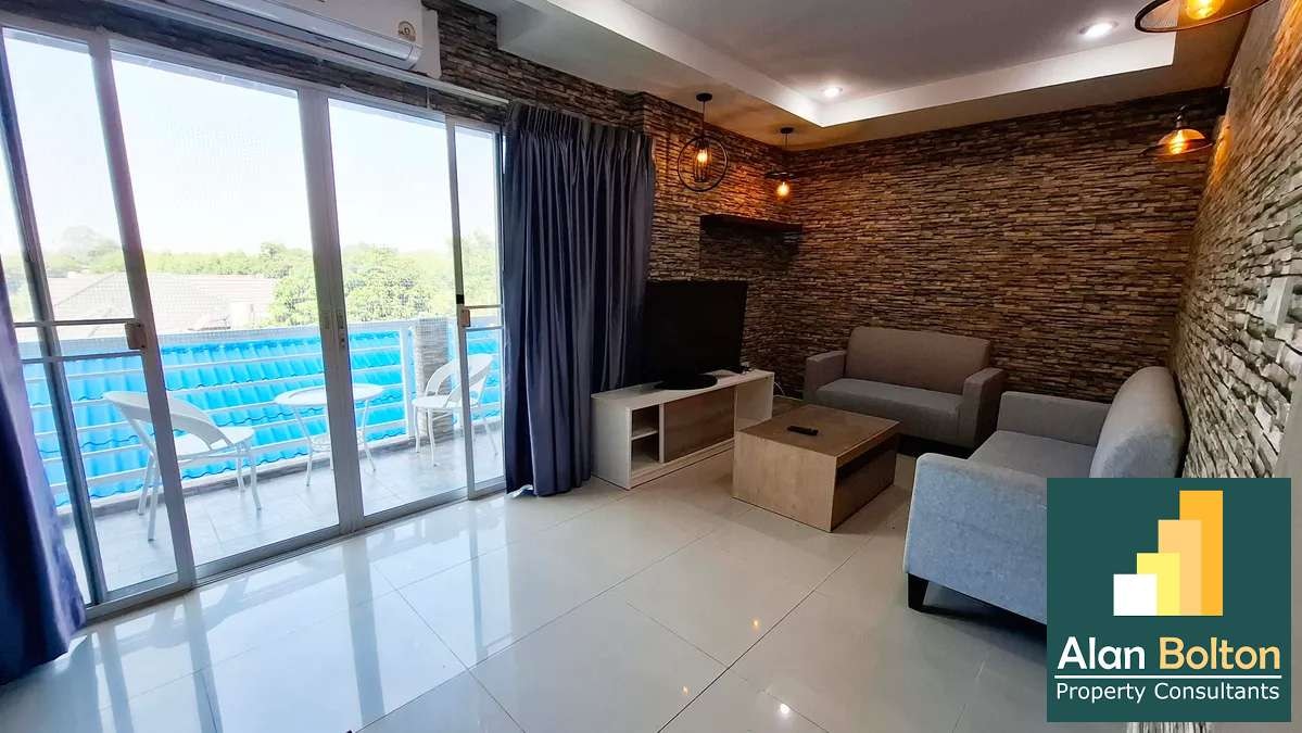 Renovated 1 Bedroom with view & large balcony-Beach & Mountain Condo photo 16