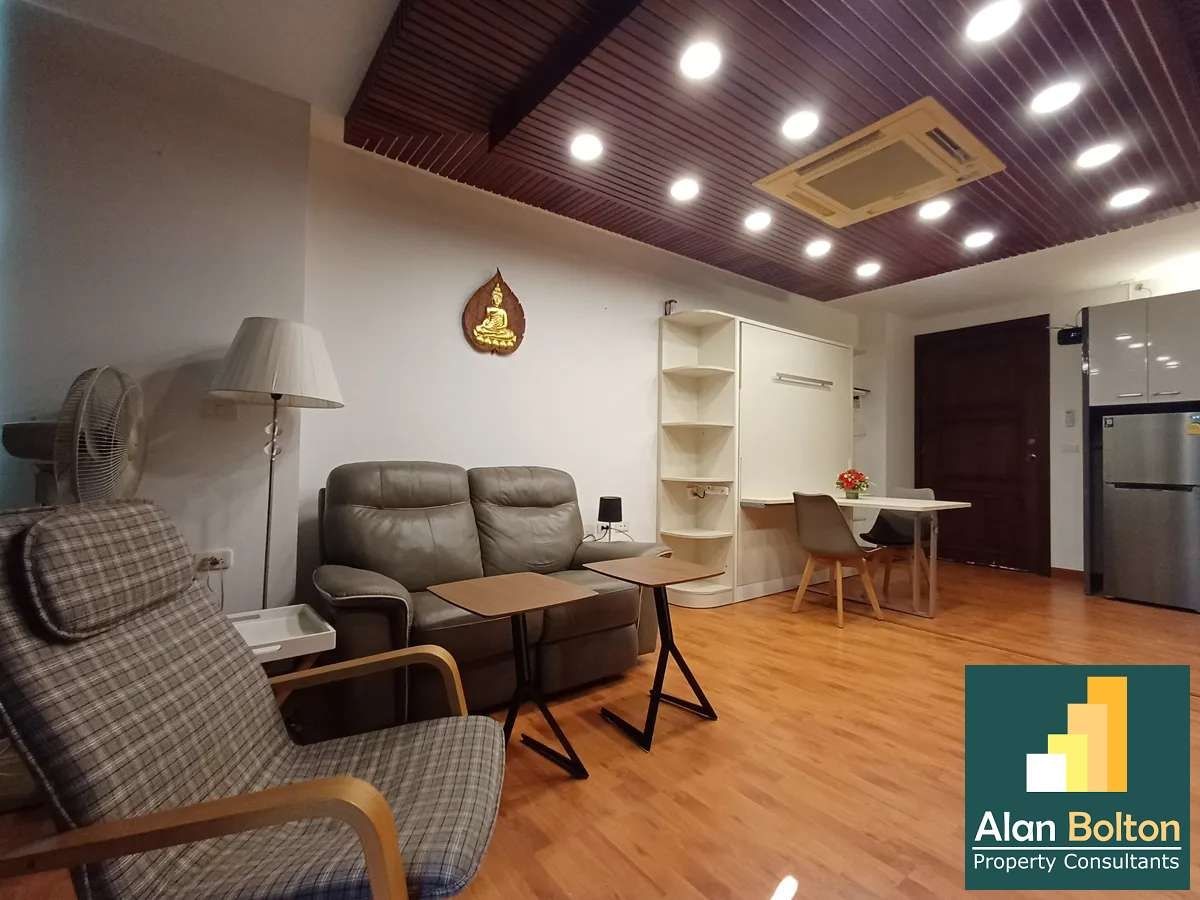 Large Renovated Nature View Studio Condo In Pratumnak photo 3