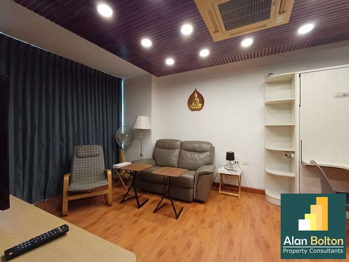 Large Renovated Nature View Studio Condo In Pratumnak photo 4