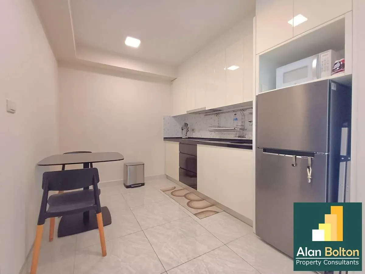 Modern Style 1 bedroom 1 bathroom in Park Royal 2 for Sale photo 7