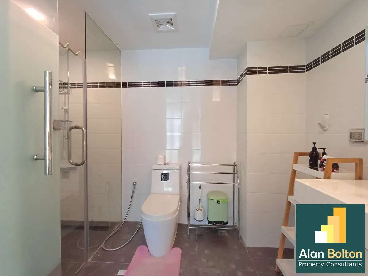 Modern Style 1 bedroom 1 bathroom in Park Royal 2 for Sale photo 13