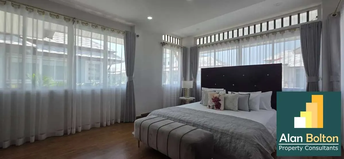 Modern 4 Bed 4 Bath House In East Pattaya photo 16