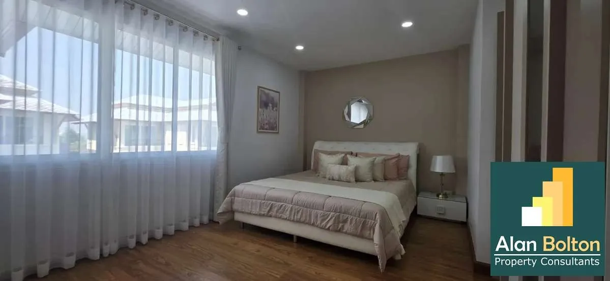 Modern 4 Bed 4 Bath House In East Pattaya photo 6
