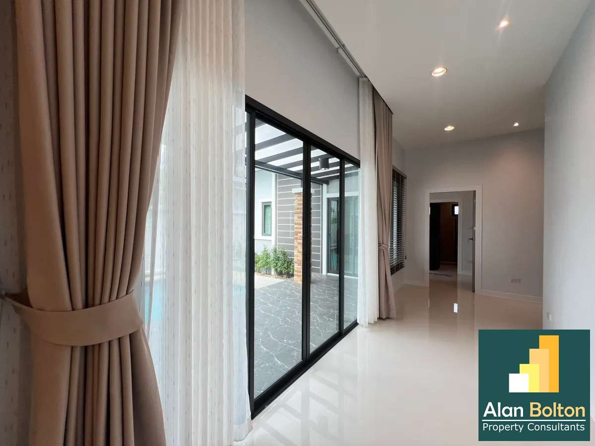 Pool Villa 3 Bedrooms 2 Bathrooms in Huay yai photo 20
