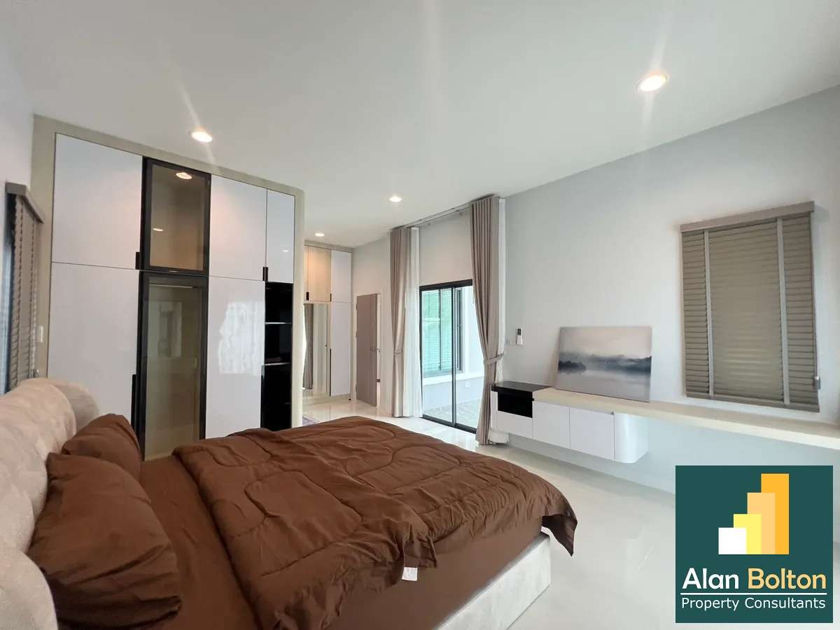 Pool Villa 3 Bedrooms 2 Bathrooms in Huay yai photo 6