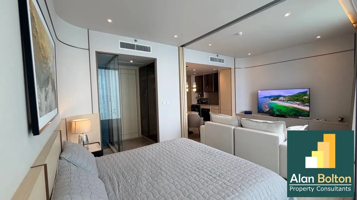 One bedroom condo for sale in Arom Wongamat photo 11