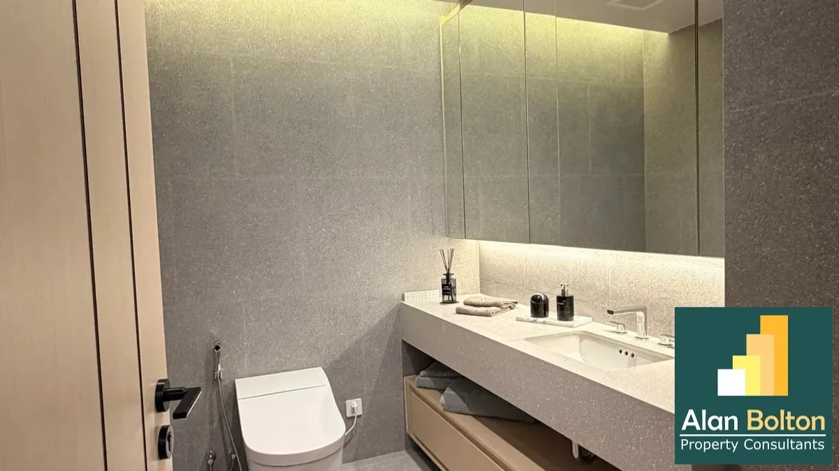 One bedroom condo for sale in Arom Wongamat photo 15