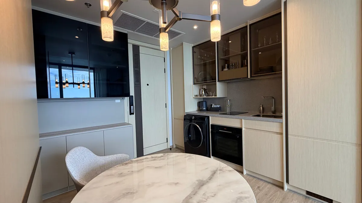 One bedroom condo for sale in Arom Wongamat photo 17
