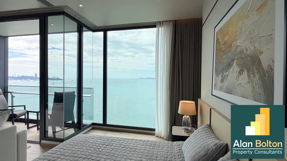 One bedroom condo for sale in Arom Wongamat photo 12