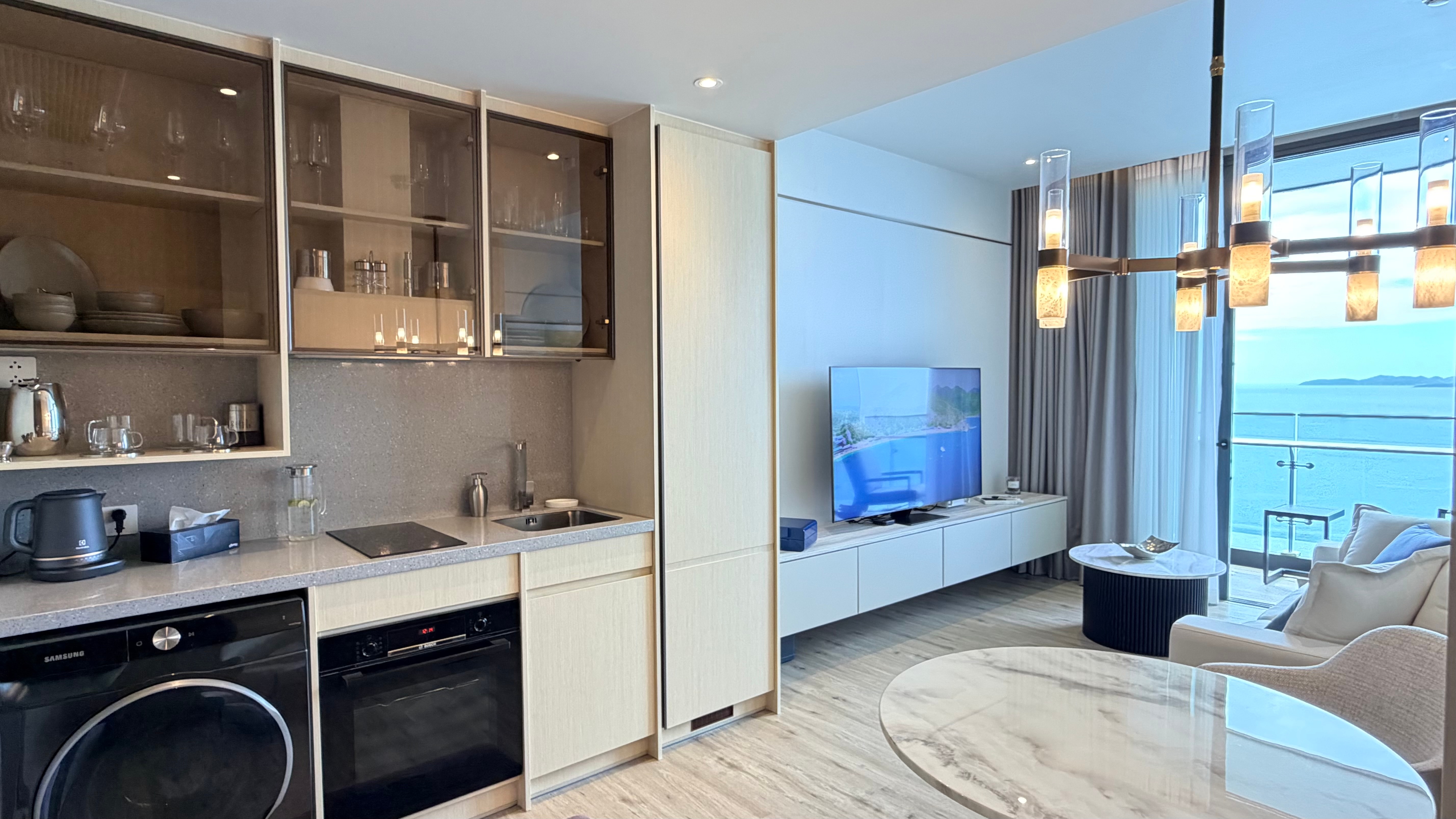 One bedroom condo for sale in Arom Wongamat photo 18