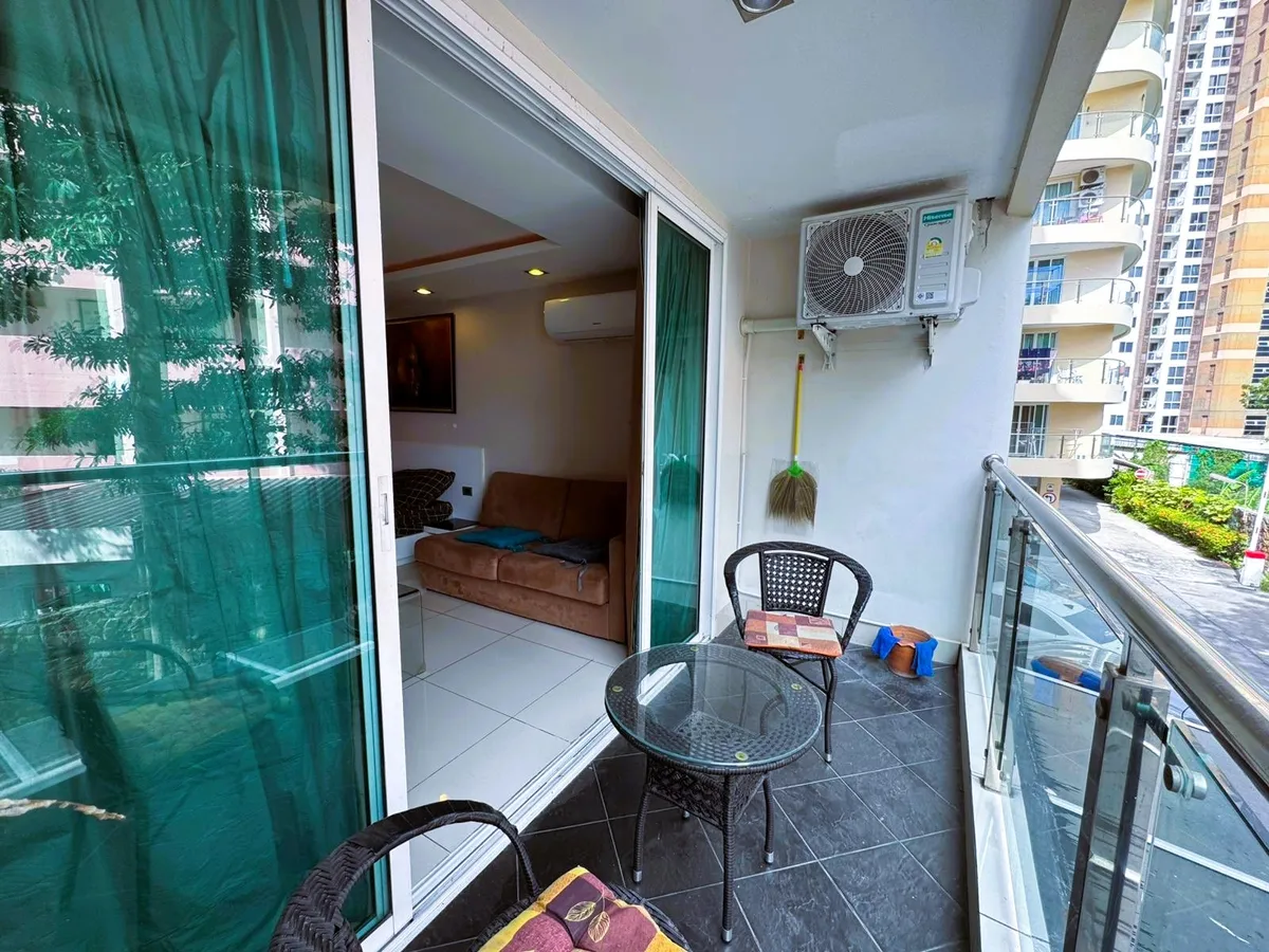Large Corner Unit City View Studio Condo In South Pattaya photo 26