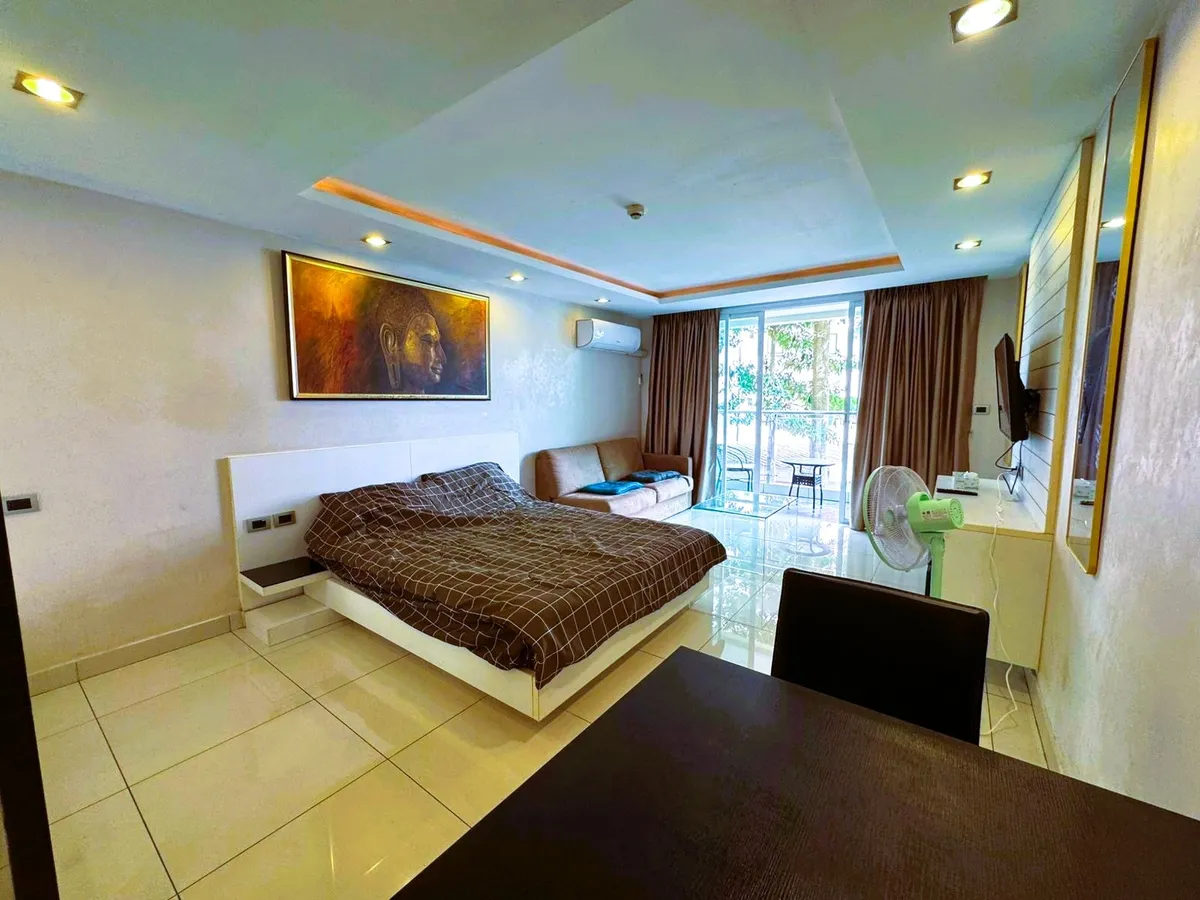 Large Corner Unit City View Studio Condo In South Pattaya photo 32